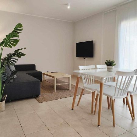 Mazi Apartments Havana Матаро Екстер'єр фото