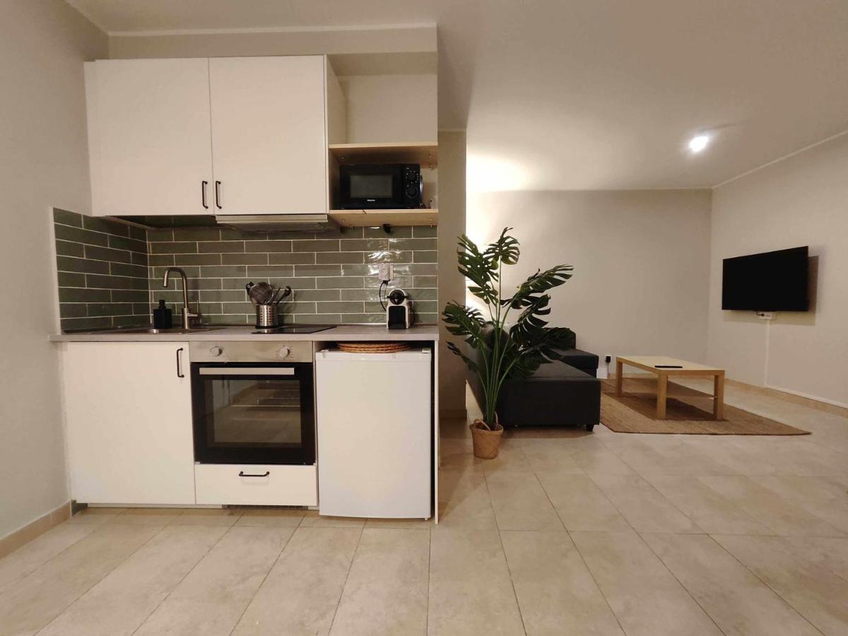 Mazi Apartments Havana Матаро Екстер'єр фото