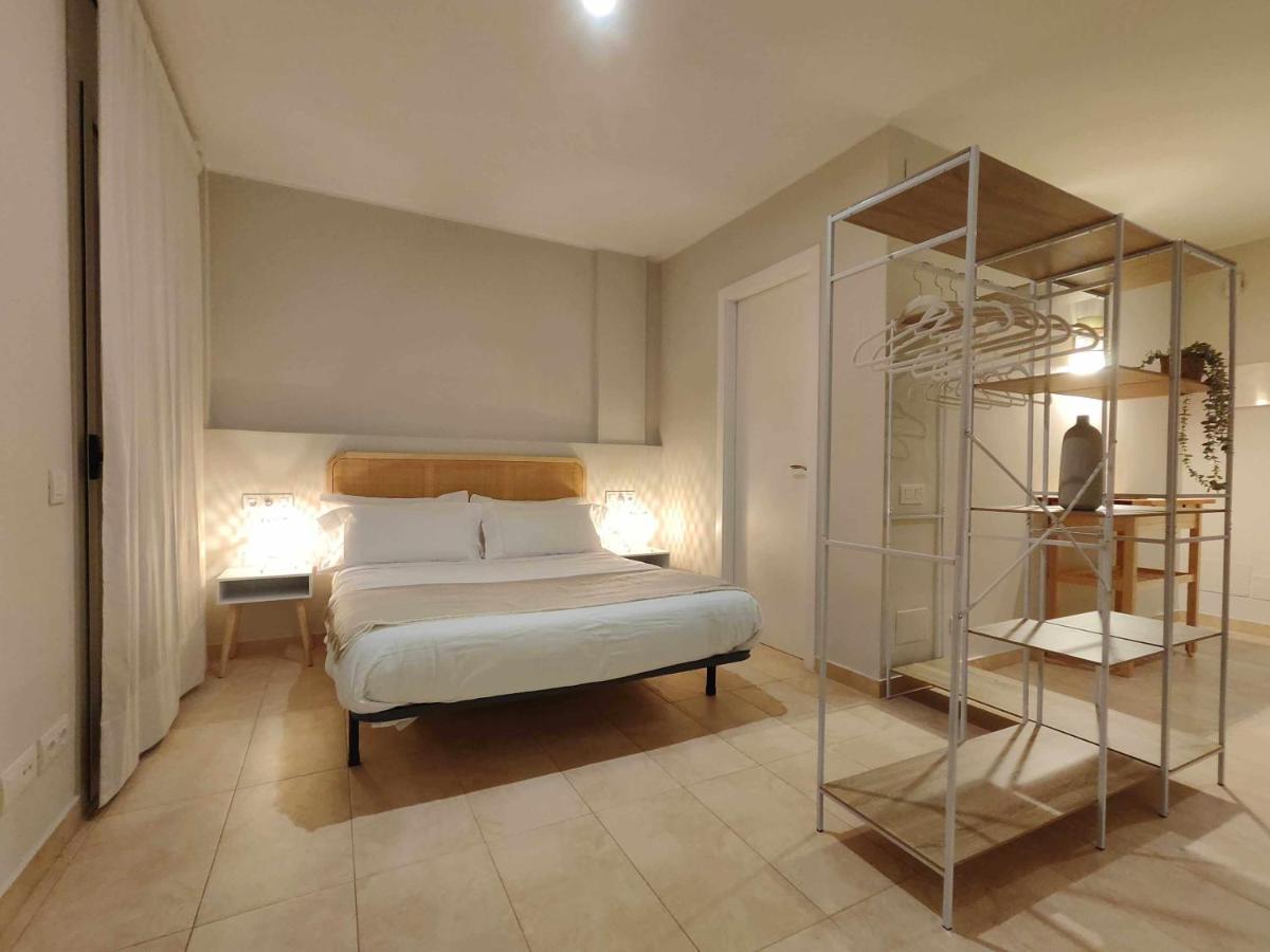 Mazi Apartments Havana Матаро Екстер'єр фото