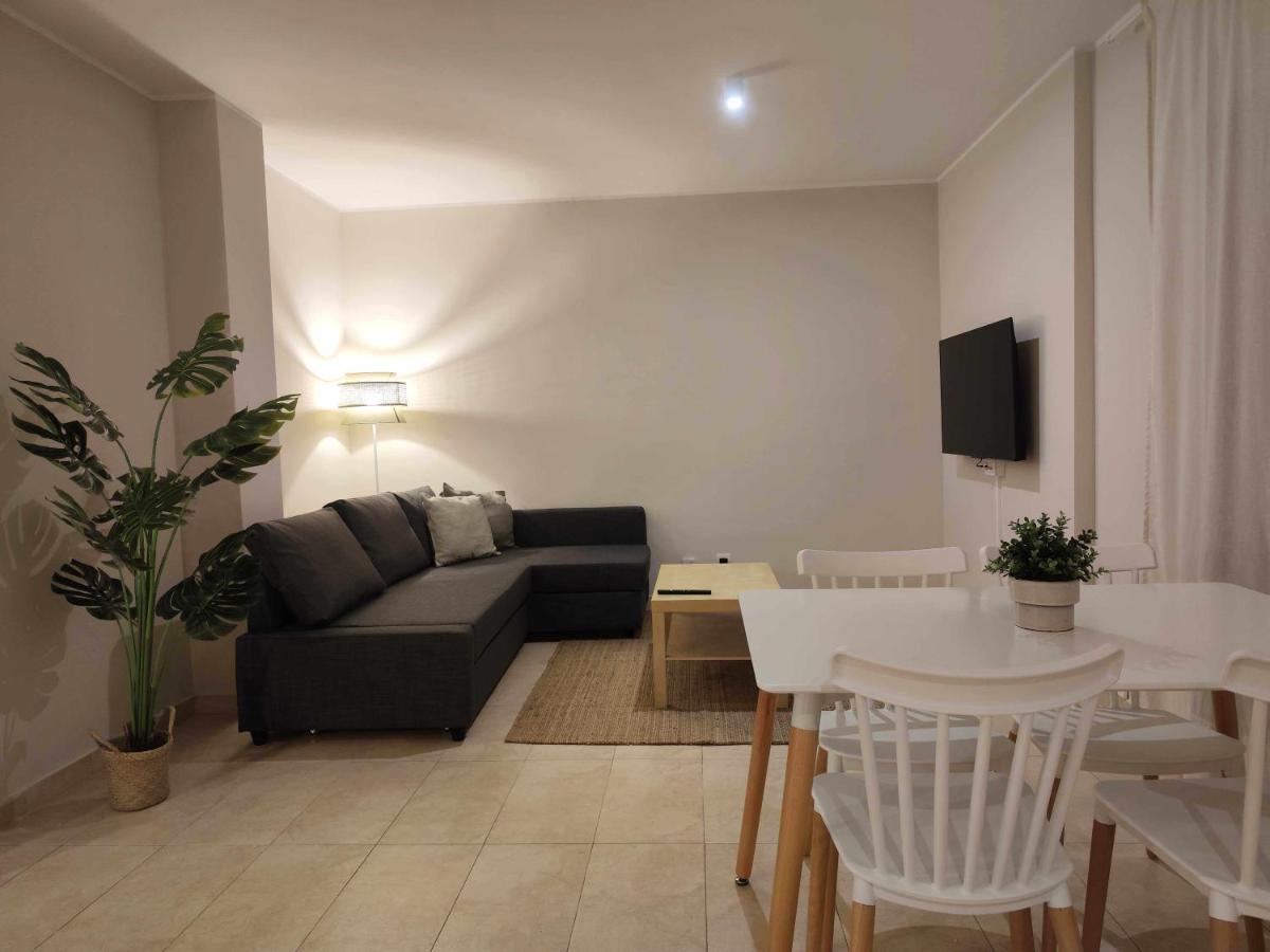 Mazi Apartments Havana Матаро Екстер'єр фото