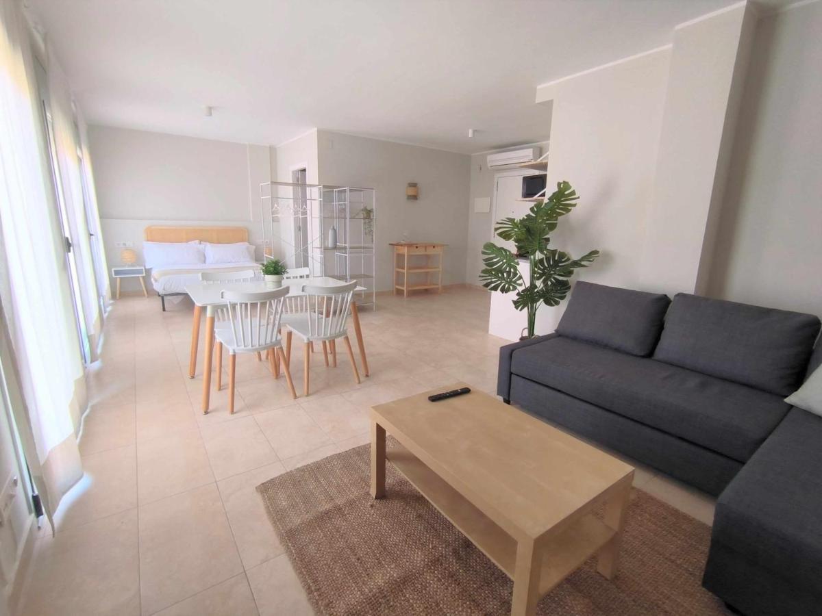 Mazi Apartments Havana Матаро Екстер'єр фото