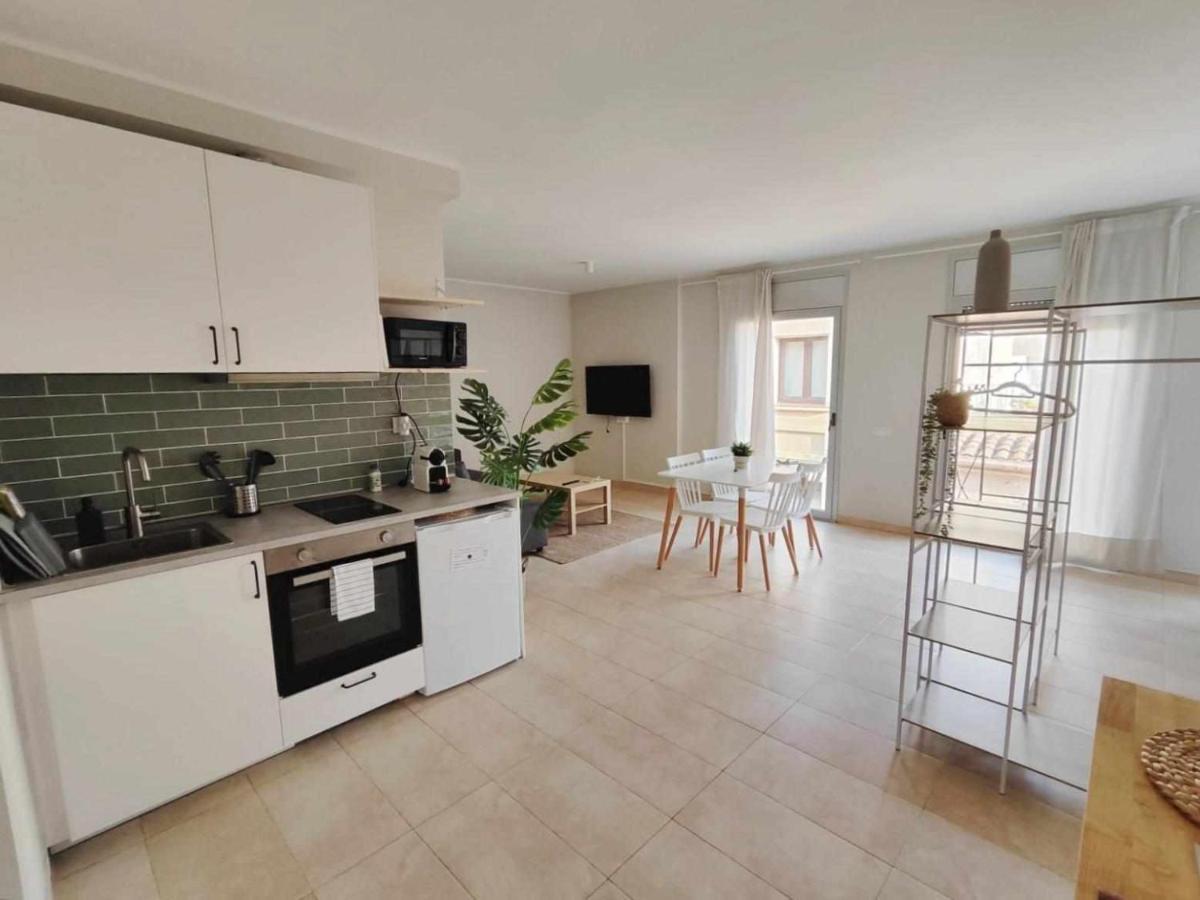 Mazi Apartments Havana Матаро Екстер'єр фото